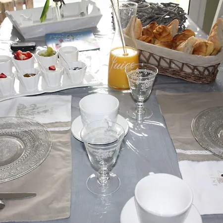 Frühstückspension Comme Un Reve Doignies