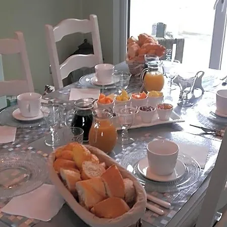 Comme Un Reve Bed & Breakfast 3*