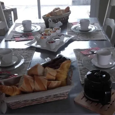 Comme Un Reve Bed & Breakfast Doignies