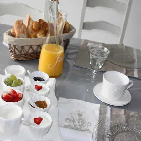 Comme Un Reve Bed & Breakfast Doignies