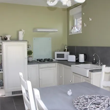 Comme Un Reve Bed & Breakfast 3*